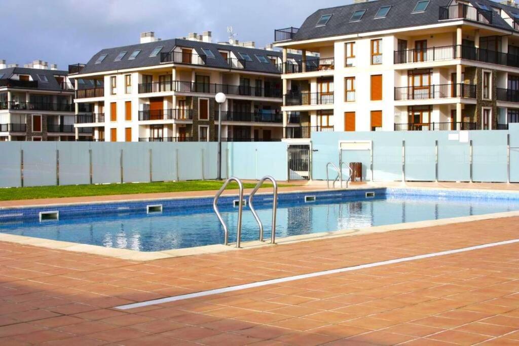 Playa Foz Con Piscina Y Terraza Apartment Luaran gambar