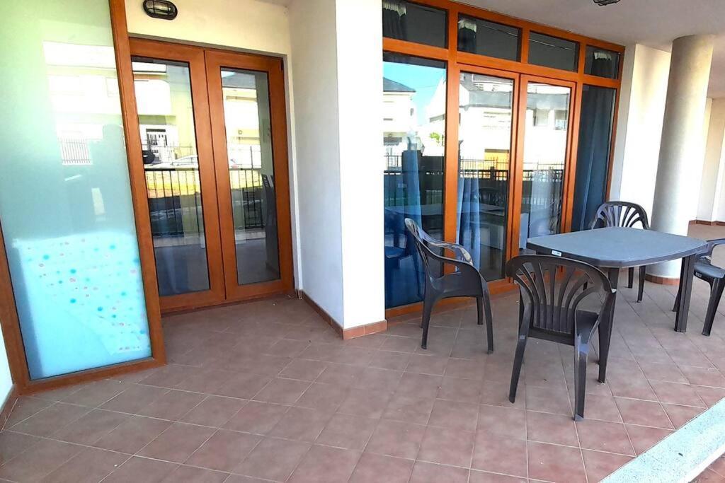 Playa Foz Con Piscina Y Terraza Apartment Luaran gambar